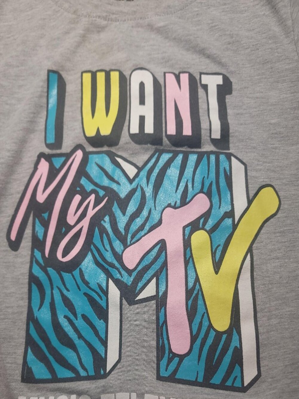 MTV Music Television Women's Medium Gray Retro Zebra Logo Graphic T-Shirt